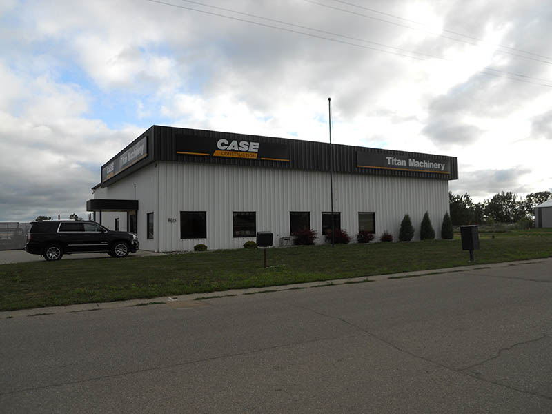 Titan Machinery Dealership in Minot, ND - Case Construction