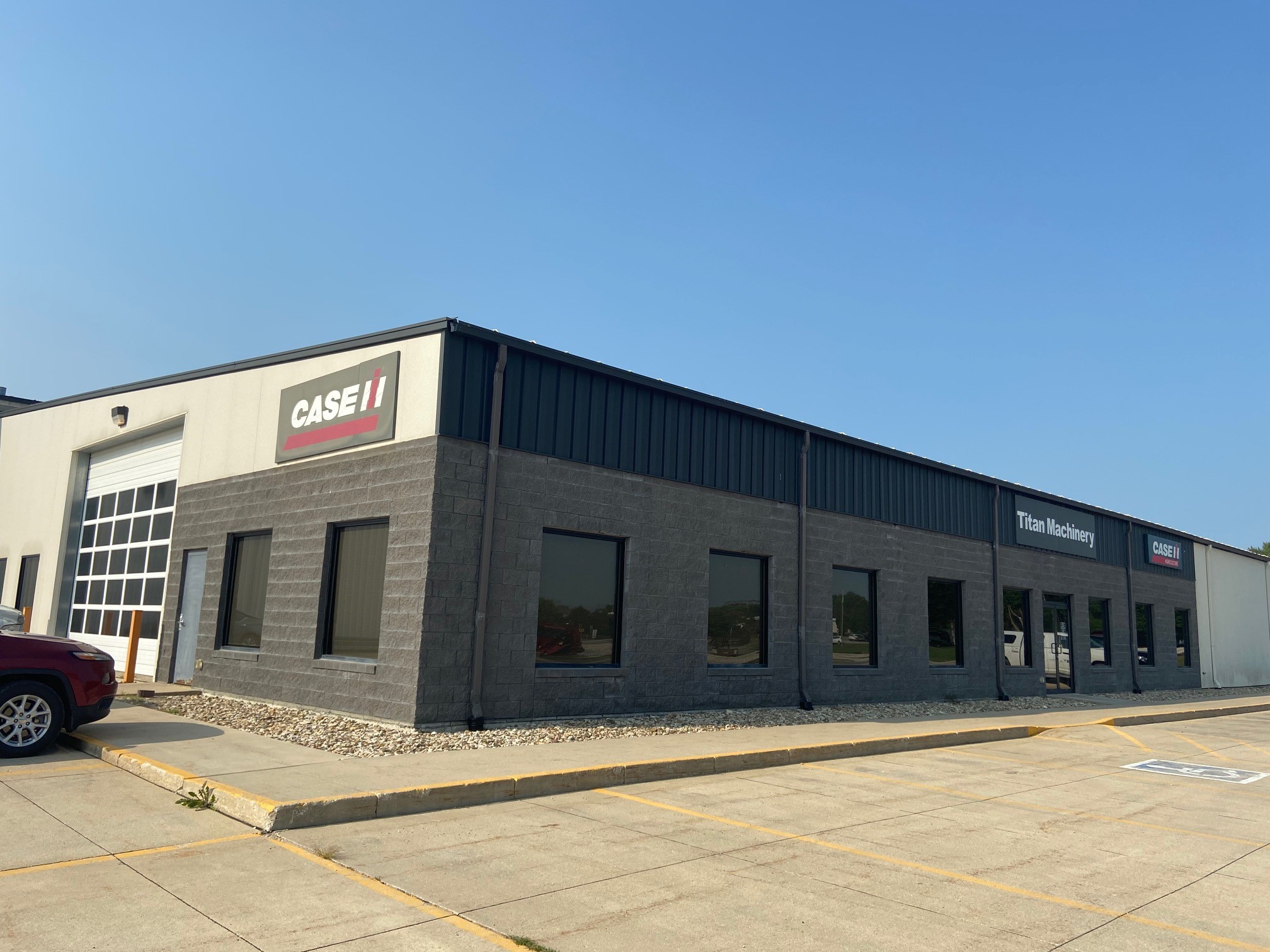 2 Grundy Center IA Store