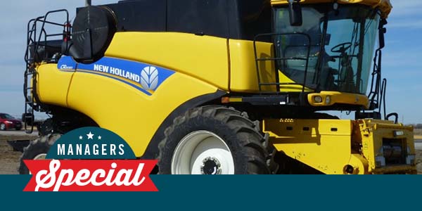 2015 New Holland CR8080 Combine 2898978 2015 New Holland CR8080 Combine 2898978