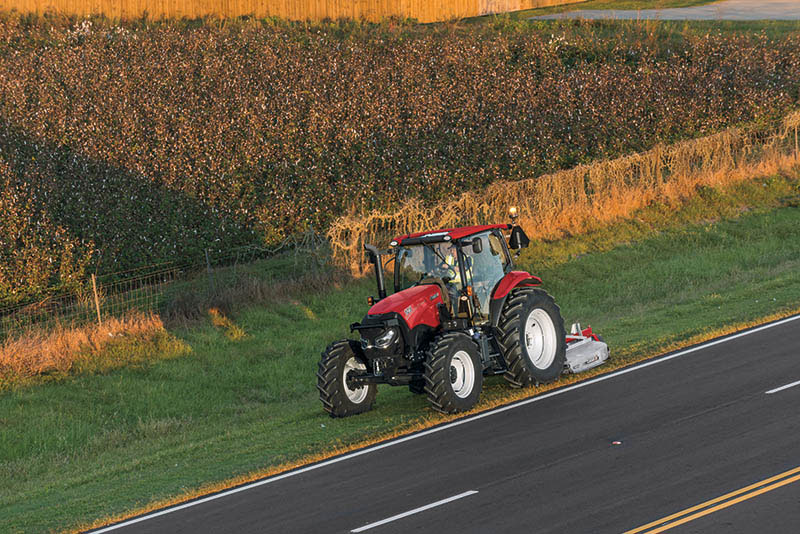 Case IH Maxxum 125 and RC727